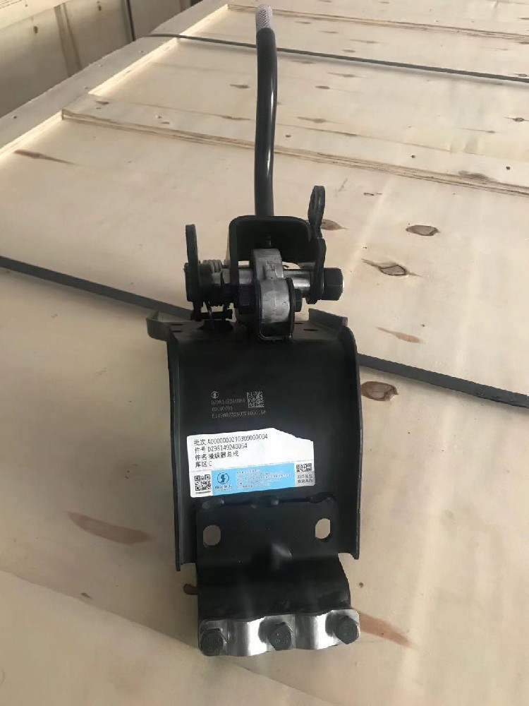 操縱機(jī)構(gòu) 操縱機(jī)構(gòu)