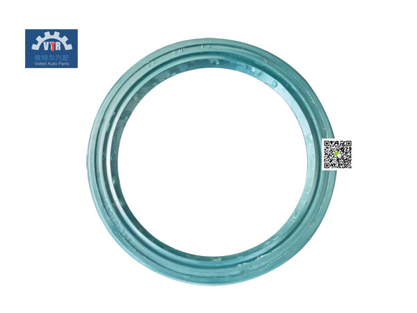 24L-01090    半軸油封  Half shaft oil seal   SINOTRUK HOWO  Truck single drive axle walking parts 24L-01090    半軸油封  Half shaft oil seal   SINOTRUK HOWO  Truck single drive axle walking parts